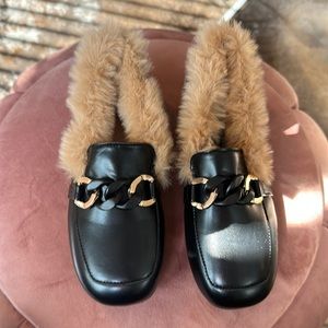 Stylish slip on shoe.